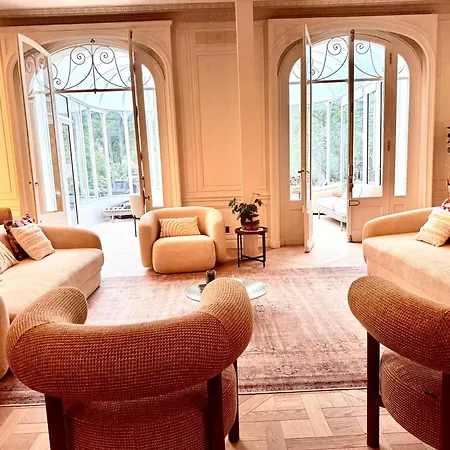 Apartment Mande Paris